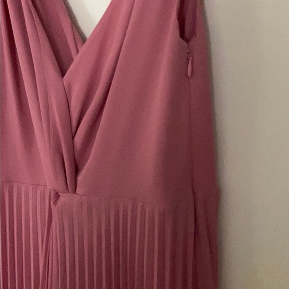 Vince Pleated Dress - Picture 8 of 8